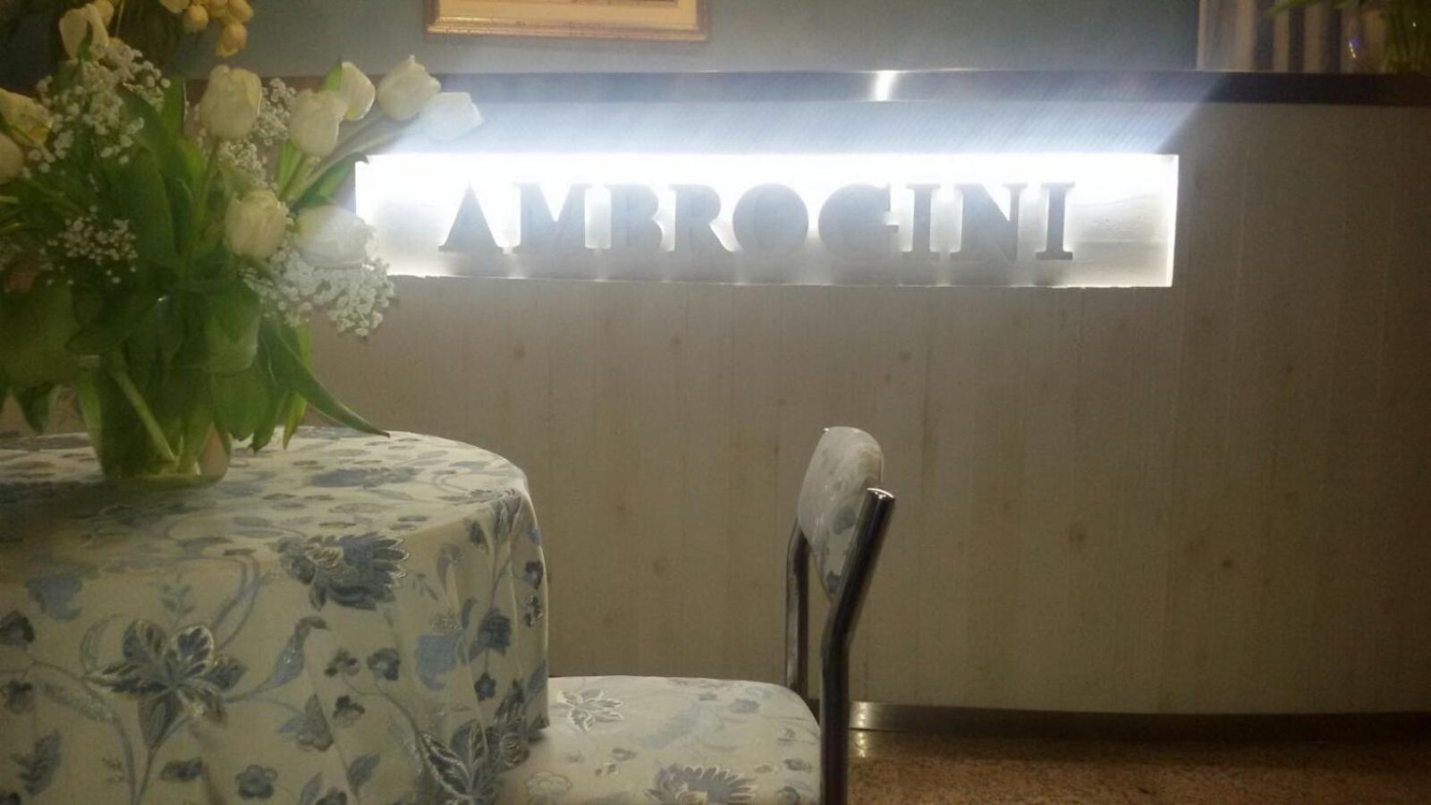 Hotel Ambrogini Montecatini Terme Exterior photo
