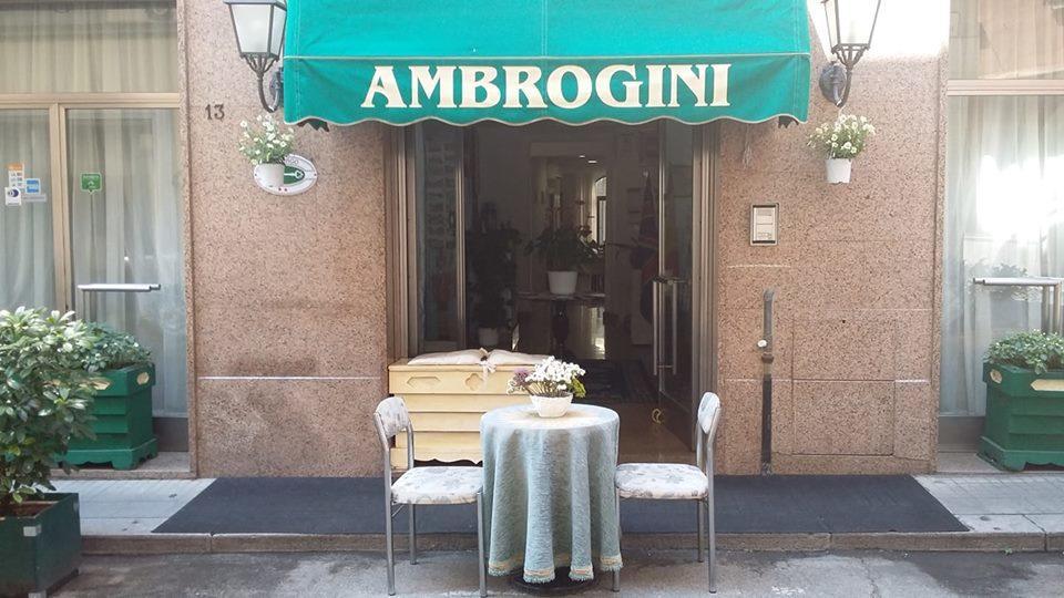 Hotel Ambrogini Montecatini Terme Exterior photo